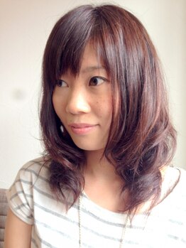 ヘアースペース アメニタ(HAIR SPACE Amenita)の写真/いい成分をお手頃価格でツヤ感のあるグレイカラーが楽しめます♪毎日を楽しく彩るお手伝いをします☆★