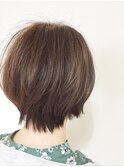 ショートボブ