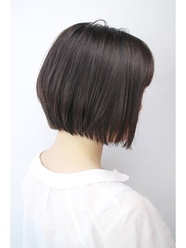 スパ ヘアーデザイン(SPA hair design) 前下がりダークボブ