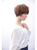 どこから見ても美人に見える　ショートヘア