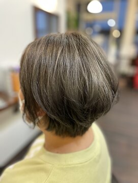ヘアアトリエ シャイニィ(hair atelier Shiny) ショートボブ