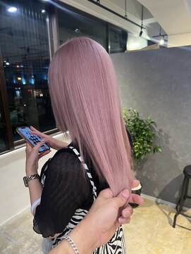 メリー オオサカ(Merly Osaka) 色落ちも綺麗なハイトーンピンクカラー_shiny white pink_