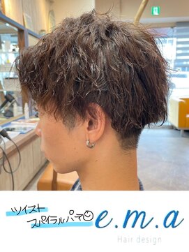 エマヘアデザイン(e.m.a Hair design) ツイストスパイラル