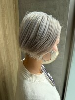 レイビューティー 浜町中央橋店(RAY+beauty)&nbsp;ホワイトカラー