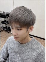 ブロウ(BLOW) グレージュ