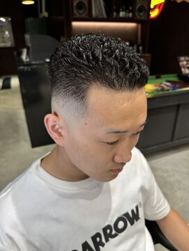 フォーコーナーズカットショップスリーセント 栄(FourCornersCutShop 3/cent) 濡れパン/パンチパーマ/アイロンパーマ/オールバック