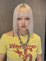 リア(Li'a) ホワイトカラー