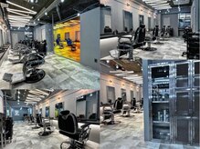 オシャレな内装『居心地の良い』店内 【難波/バーバー/シェービング/メンズパーマ・難波メンズパーマ】