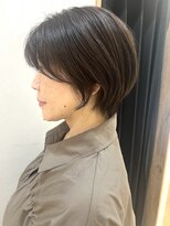 カモン(CAMON) シャープに魅せるすっきりショートヘア