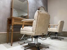 ヘア クリエイション ヴィレ クール(Hair Creation Vrai Coeur)の雰囲気(オシャレなインテリアが自慢のサロン)