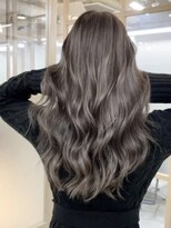 ヘイリー(Hailey) グレージュ
