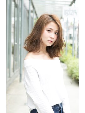 ジャン クロード ビギン 表参道店(JEAN CLAUDE BIGUINE) 結べてアレンジもしやすいミディボブ　20代30代40代