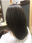 モノトーングレージュ