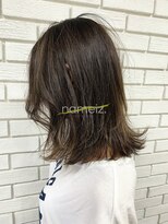 ネイミーズ 横浜関内(nameiz.)&nbsp;【横浜美容室ネイミーズ】極細馴染ませハイライト外ハネミディ
