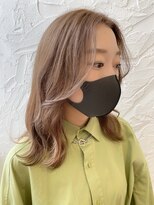 カモン(CAMON) 顔まわりレイヤーのミルクティカラー(ブリーチあり)