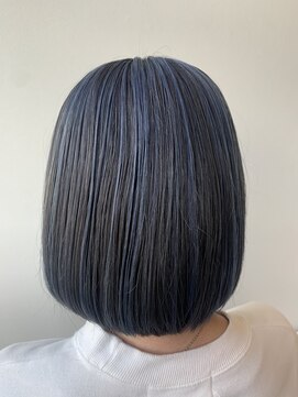 ハグヴィアン(HUG BIEN) グレーバレイヤージュ