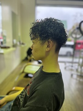 キハラ KIHARA 和泉中央店 ★フェード×ハードパーマ