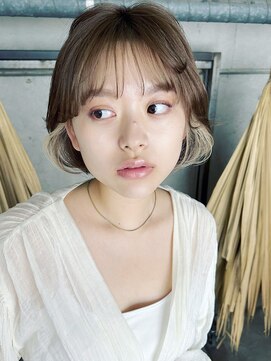 ローブ アオヤマ(LOAVE AOYAMA) 透明感たっぷりのまろベージュとインナーカラー　20代30代