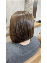 ヴィサージュクルー(VISAGE crew) 前下がりボブ×フォルムの崩れないカット