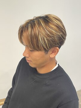 ニアウ 伊勢崎連取店(Niau) 波巻きスパイラルパーマツイストスパイラルパーマシャドウパーマ