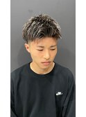 短髪メッシュ