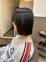 アルターリール(aL ter Rire)&nbsp;黒髪/ボブルフ/ネビージュ/小顔/ワンレン