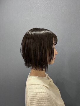 ビー(Be) 軽めワンレンボブ