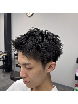 デフ(Def) 刈り上げスパイキーショート