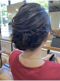 優雅な印象なシニヨンセットデザイン！