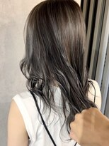 アイ(_i) 透明感抜群グレージュ!