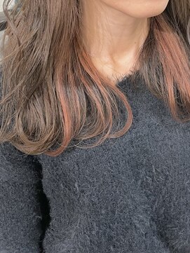 ルイ(ROUIS produced by LUCK 津田沼) インナーカラー/デザインカラー/エイジング毛/ブリーチ