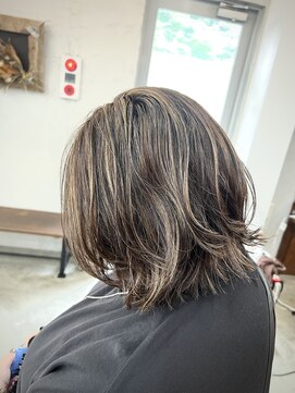 ヘアメイク デザート(HAIR MAKE DESART) 高盛 優芽香【コントラストハイライト×ネオウルフ】