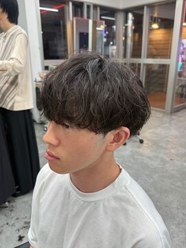 フィフスワン(fifth one) シャドウパーマ