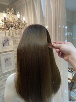 トリート(treat.)&nbsp;すっぴん美髪幹細胞ケア