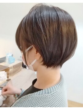 ヘアーメイクオズ(hair make O/S) 丸みたっぷり☆フェミニンショート