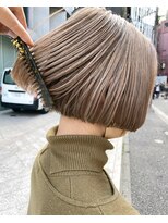 ケンジ ツルヤチョウ(KENJE tsuruyacho)&nbsp;及川担当/insta→oikawa.shohei/ミルクティーベージュ