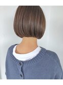 切りっぱなしショートボブ