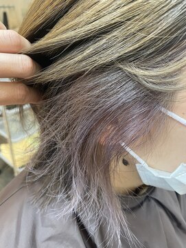 ラバイブ ヘアー(LOVIBE HAIR) ペール系ショートスタイル/インナーカラー+