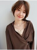 大人カジュアルなゆるふわ丸みショートレイヤースタイル