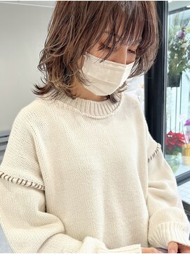 アイディール(ideal) ニュアンスウルフ