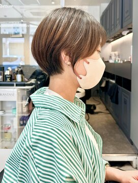 ロンドジェネルーズ 柏(Lond generous) 【小林翼】ショート/ボブ/顔まわり/前髪/縮毛矯正/白髪ぼかし/柏