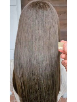 ヘアルーム モア(hair room More) ～縮毛矯正の概念が変わる～　20代　髪質改善　カラー