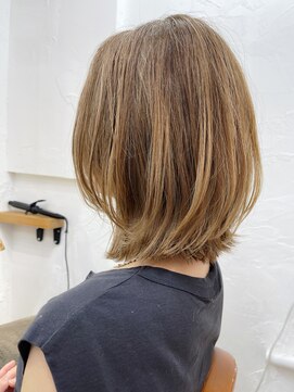 ミッシェル アフロート(michelle afloat) 20代30代40代50代立体ボブでふんわり動き。立体髪の3D Curve技術