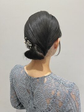 ウクラ バイ レシッド 池袋(uchla by rcid) しっとり黒髪シニヨン