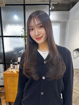 クラス 表参道(CLASSE) 人気のロングレイヤーに顔まわりの小顔効果をプラス