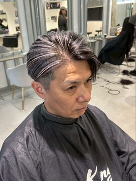 メンズサロン キング 枚方店(Men’s salon K!ng) メンズカット/ブリーチ/ニュアンスパーマ/メンズハイライト/眉毛