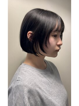 エクテ(ecouter) 黒髪ダークアッシュ似合わせカットフェイスレイヤーミニボブ