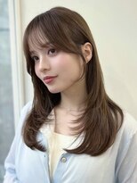 ハニーシブヤ(HONEY shibuya)&nbsp;レイヤーカット/顔周り/ヘーゼルベージュ/脱白髪染め１