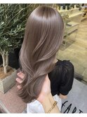 透明感ベージュ