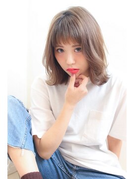 ミニヨン バイ ハピネス 高の原店(mignon by Happiness) ダブルカラーハイトーンミルクティーベージュ外ハネボブ奈良清水